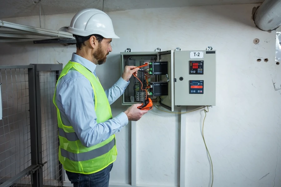 Top-rated Circuit Breaker Repair Hollywood, FL